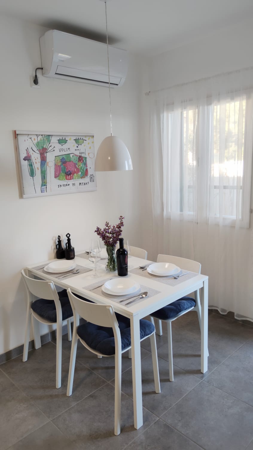 Apartment More 1 - House More, Vis