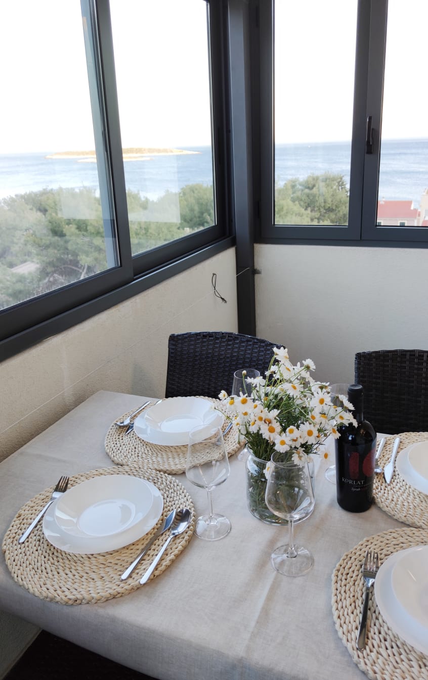 Apartment More 3 - House More, Vis